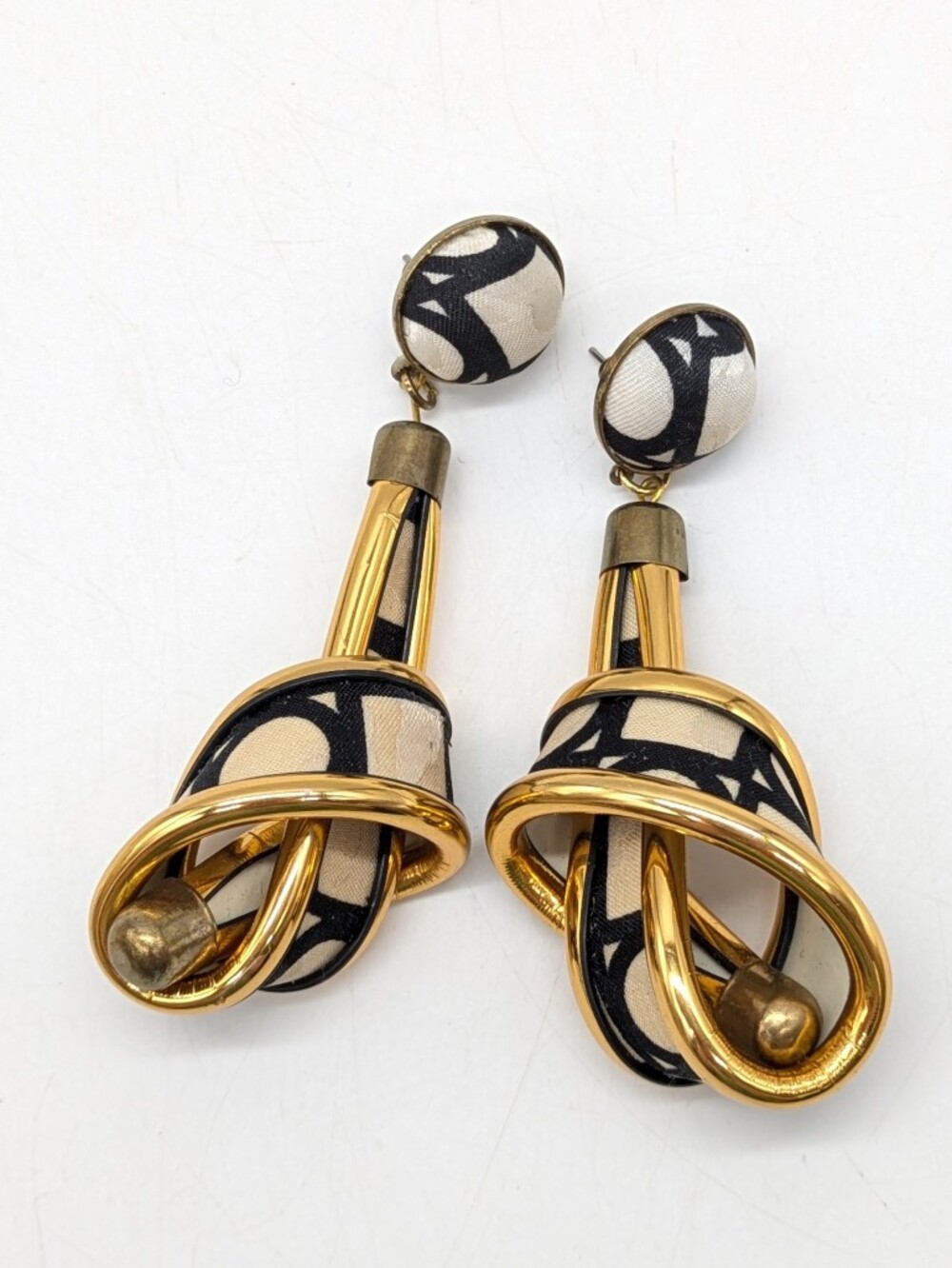 Vintage Abstract Cream Gold Drop Earrings